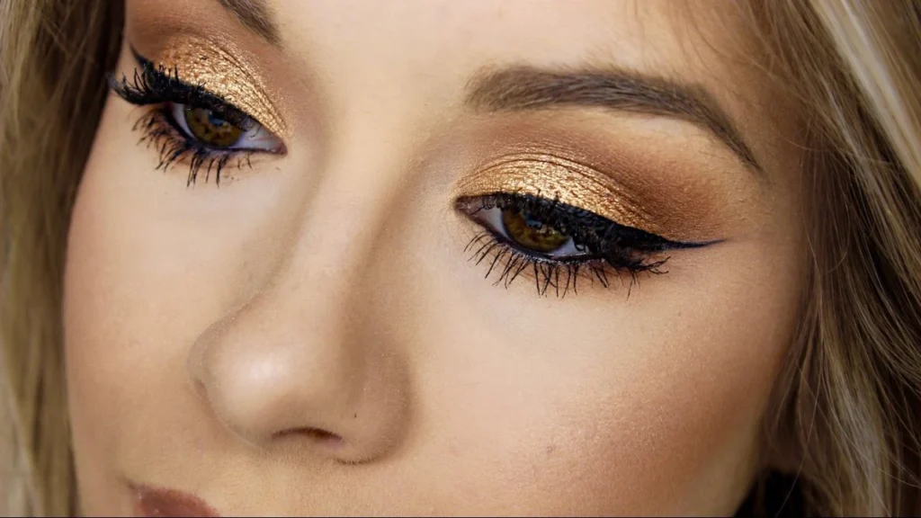 Gothic Gold Metallic Eyeshadow