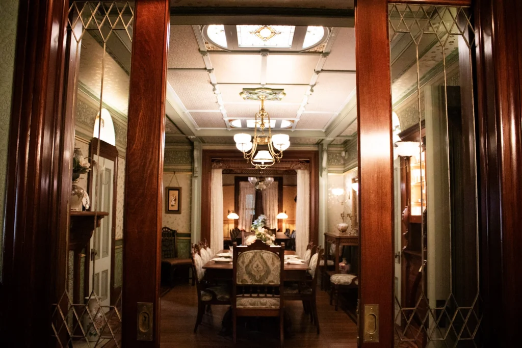 Twin Dining Rooms: Winchester Mystery House