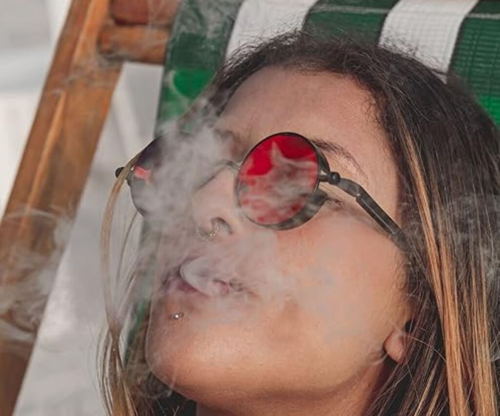 FEISEDY Retro Gothic Steampunk Round Sunglasses